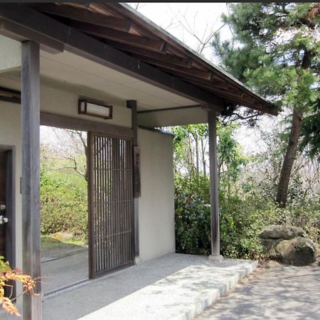 Gasthaus Tomiya Ryokusuian Sado-Taiken Exterior foto